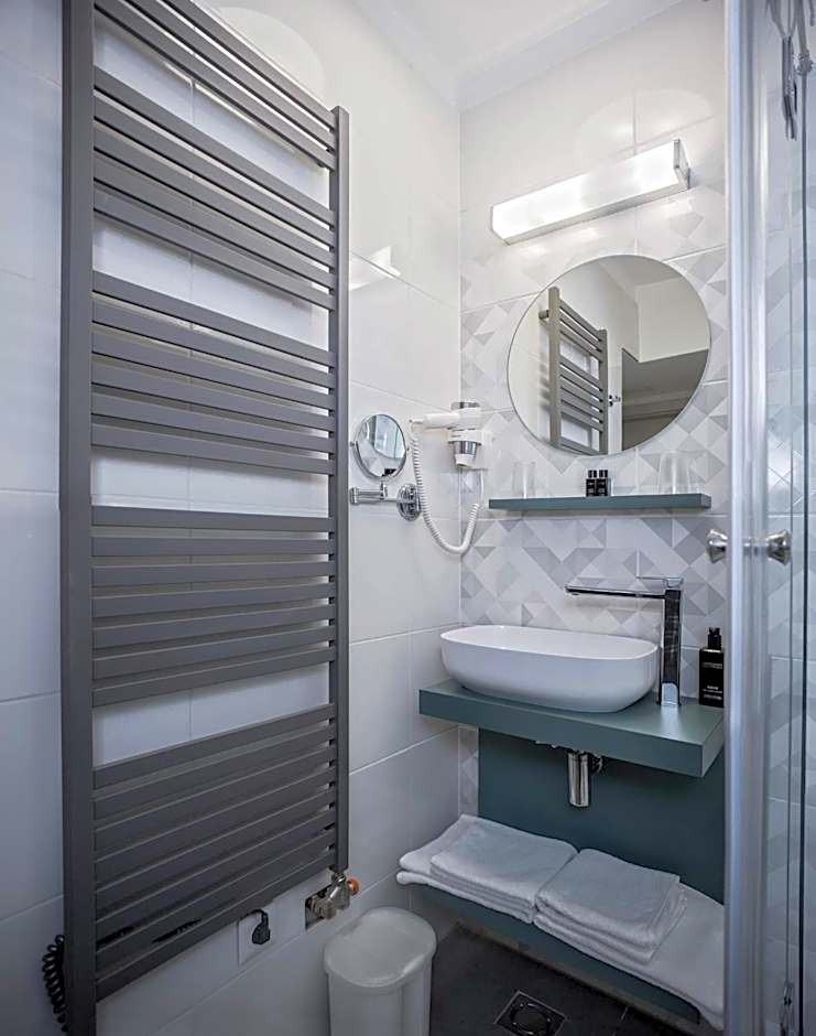 Piccolo Panzió Vendéglő Vinoteca