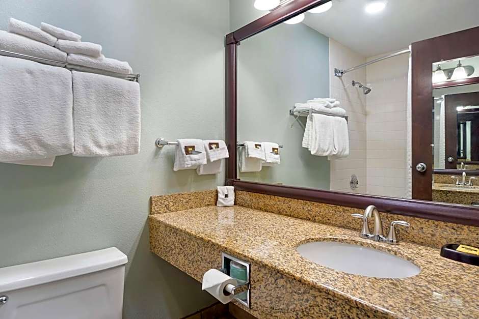 Best Western Plus Ahtanum Inn