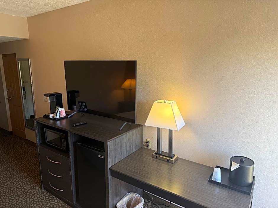 Comfort Inn & Suites Bradenton North I-75