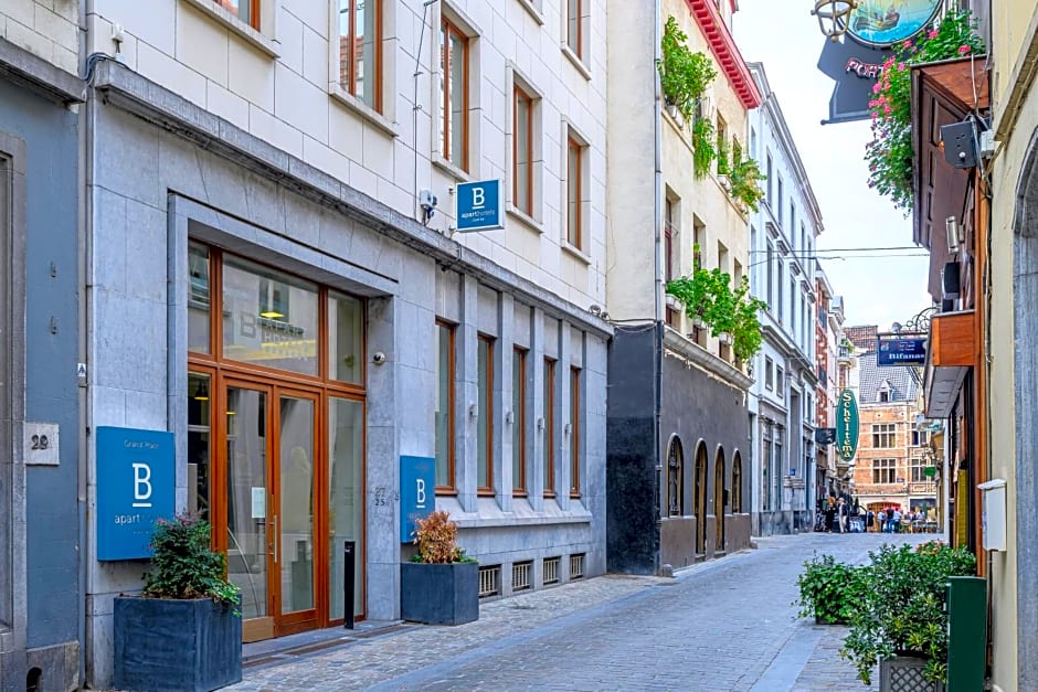 B-Aparthotels Grand Place