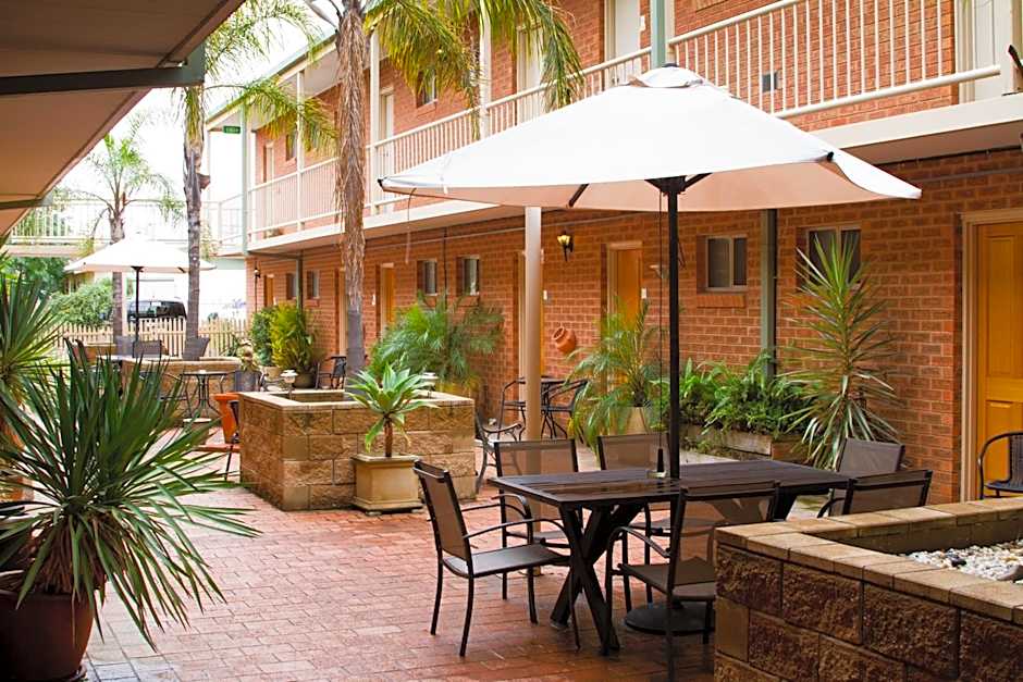Central Yarrawonga Motor Inn