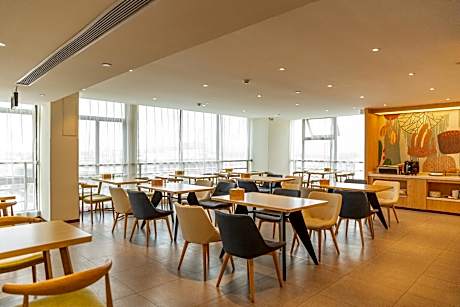 Hanting Hotel Yancheng Dongtai Railway Station