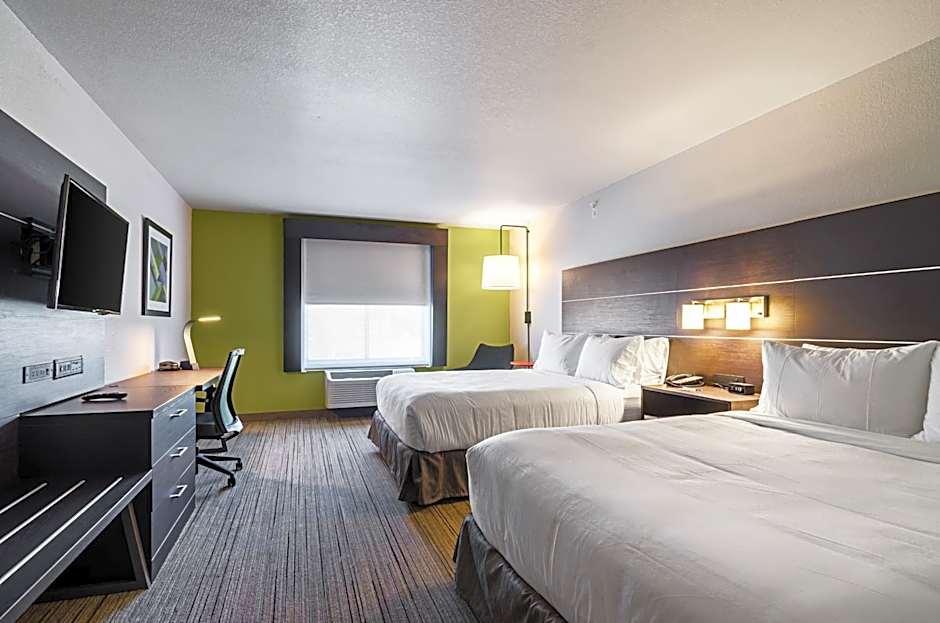 Holiday Inn Express & Suites - Atchison By IHG