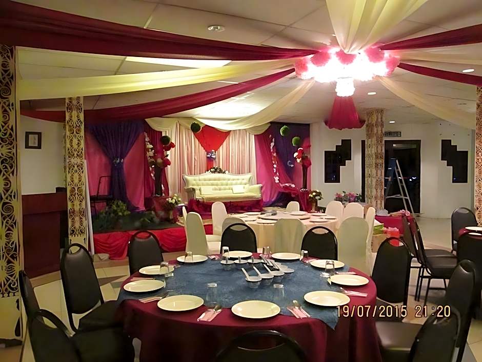 Super OYO 1018 Telang Usan Hotel Miri