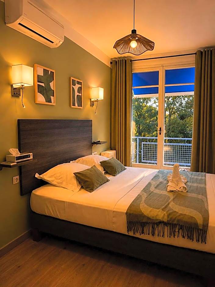 Hotel Cayrons Vence & St Paul de Vence