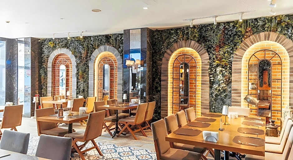 Theatrum Hotel Baku