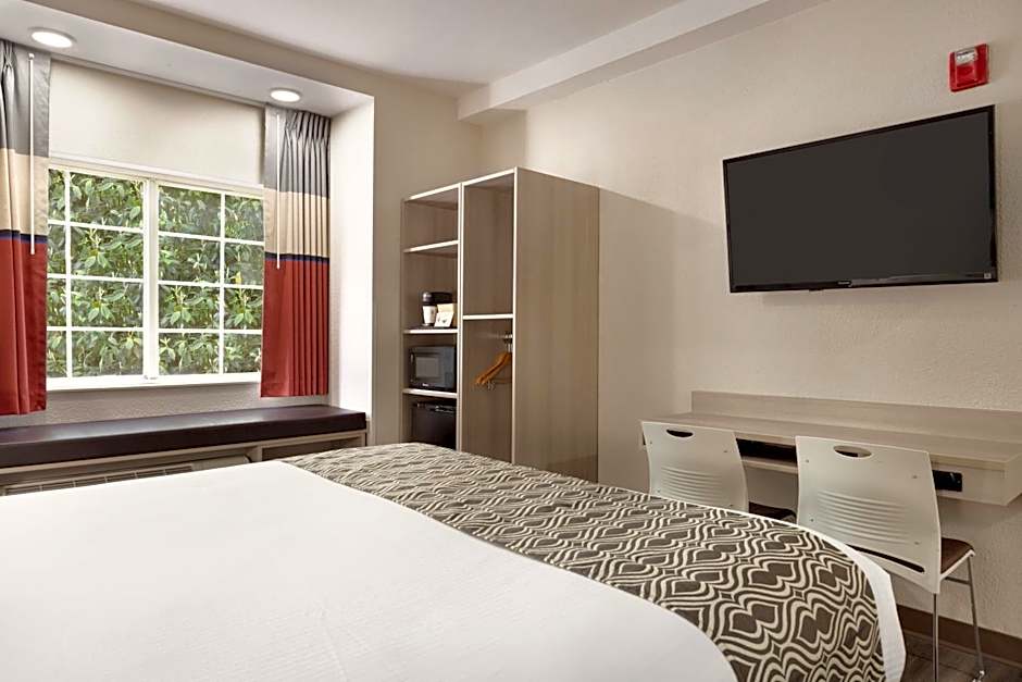 Microtel Inn & Suites by Wyndham Raleigh