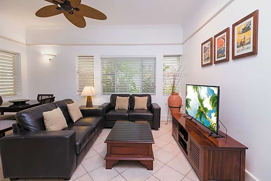 Villa Beach Palm Cove