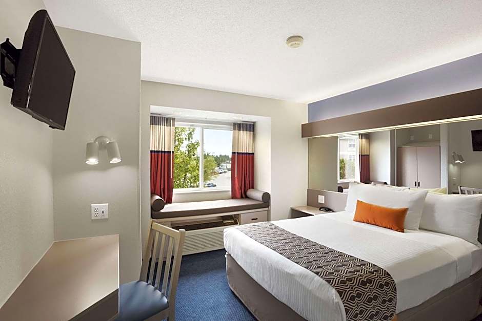 Microtel Inn & Suites by Wyndham Louisville East