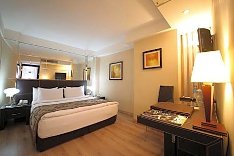 Two Connecting Double Rooms