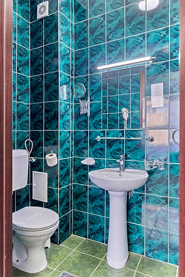 Lina Hotel