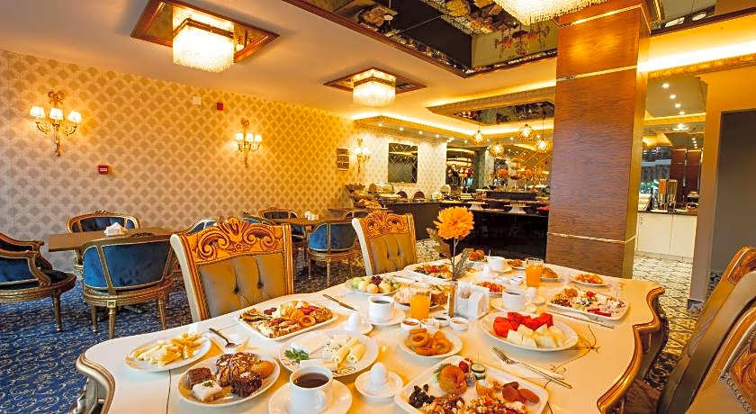 Real King Suite Hotel