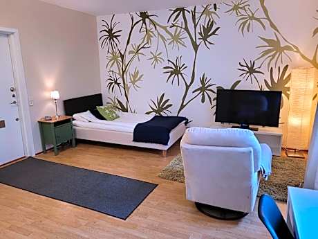 One-Bedroom Apartment (2 Adults)