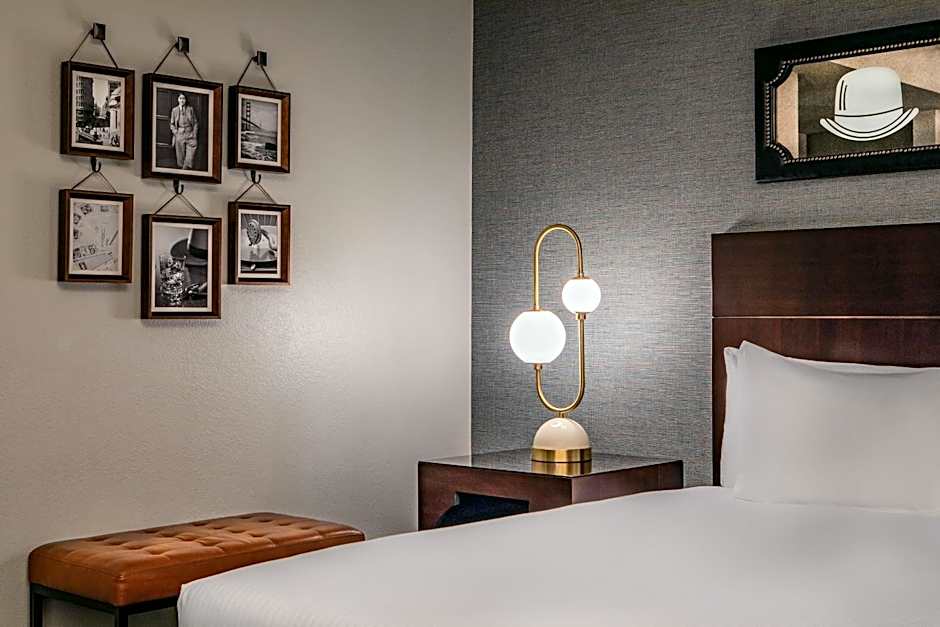 Photo 1 of 11 of Superior 1 King Bed, City View