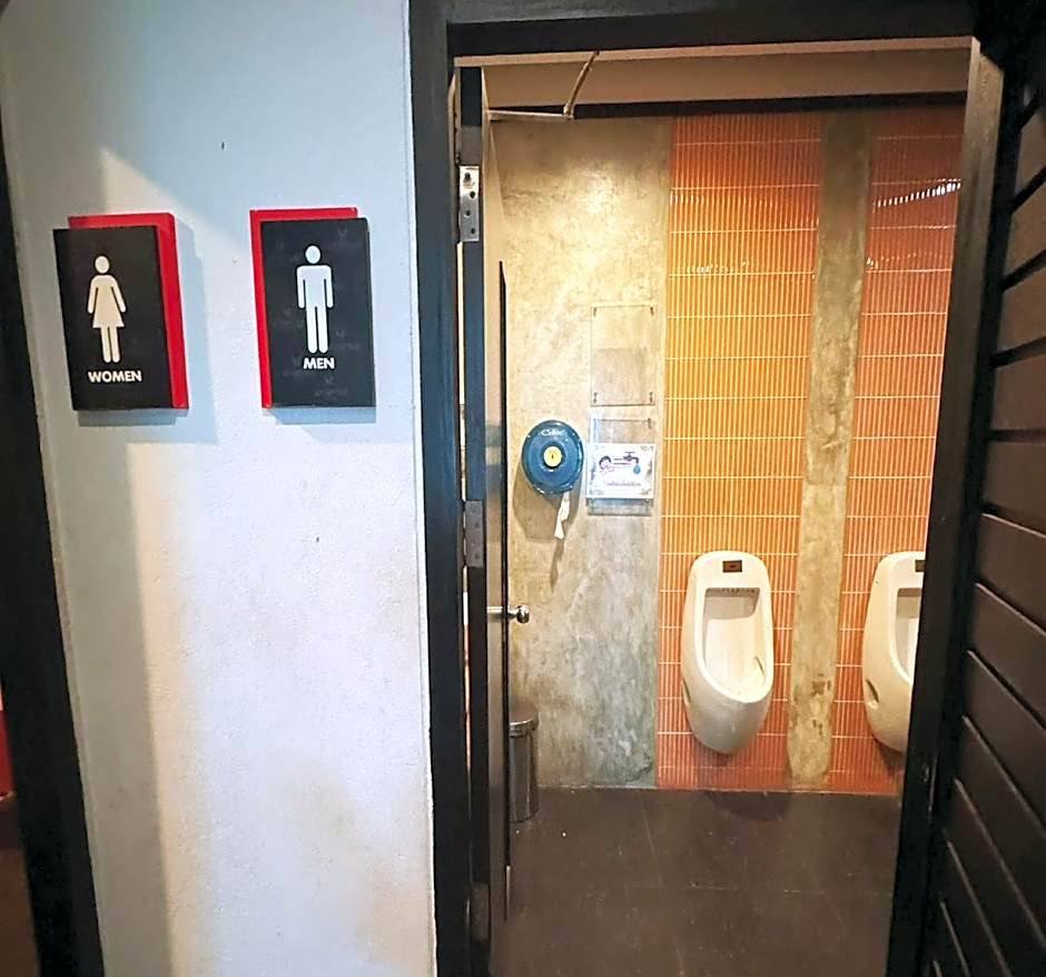 Capital O 75514 Vasidtee City Hotel (Suphanburi)