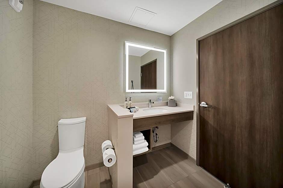 Holiday Inn Express & Suites Fort Walton Beach - Eglin Area By IHG
