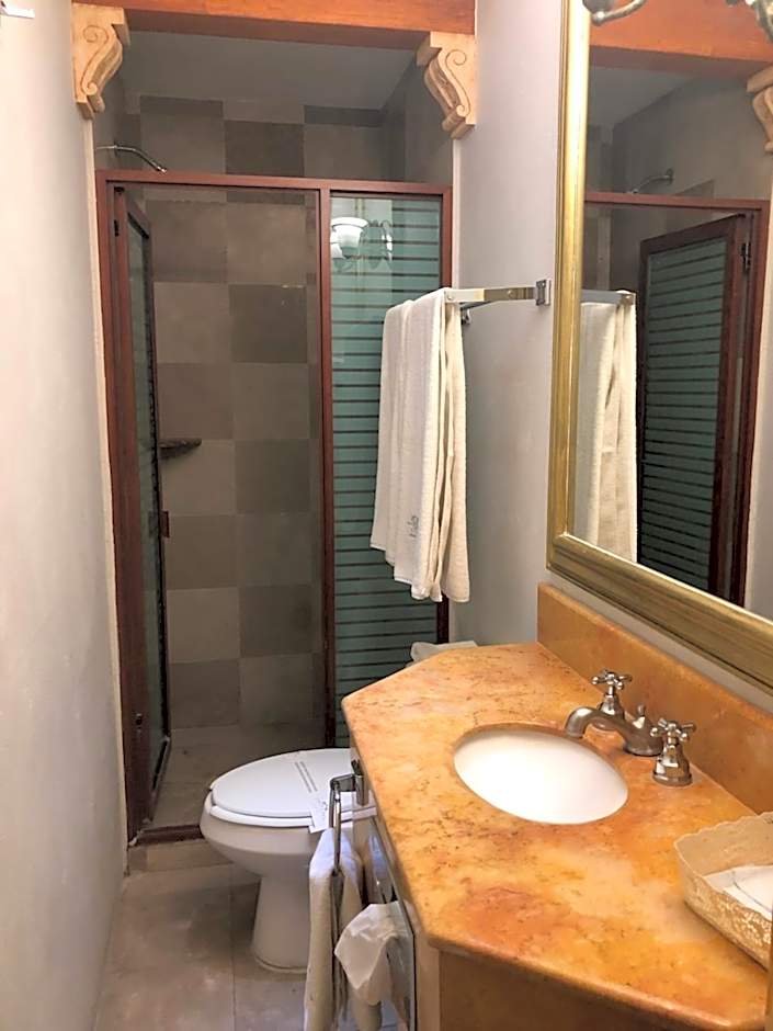Hotel Elena