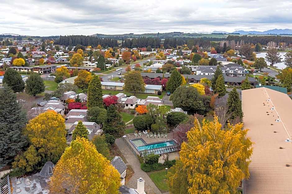 Distinction Te Anau Hotel & Villas