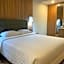 Urbanview Hotel Nardis Living near UMY