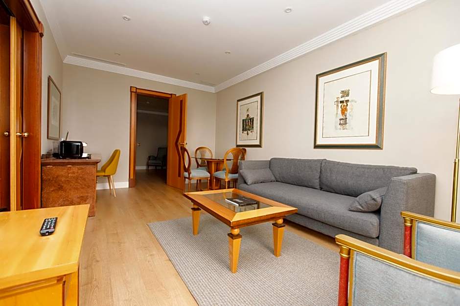 Oca Puerta del Camino Hotel