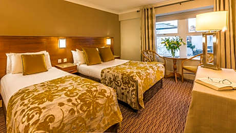 Classic Twin Room