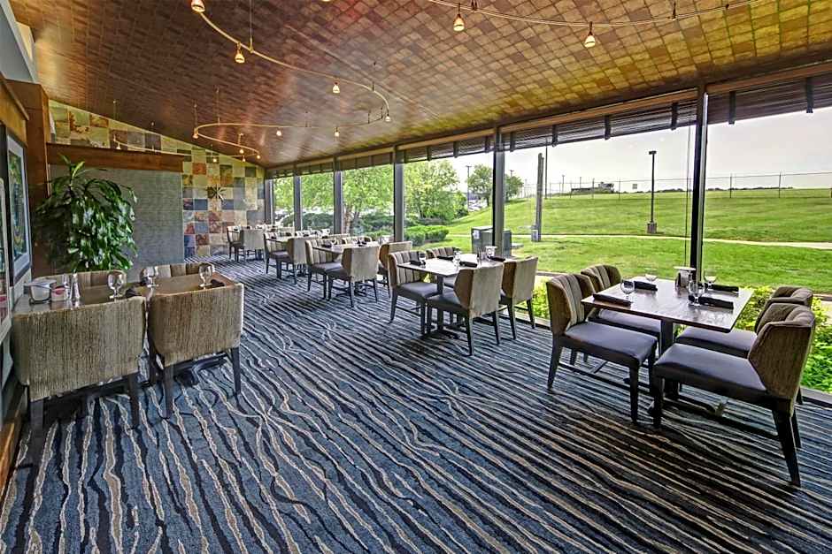 Hilton Knoxville Airport