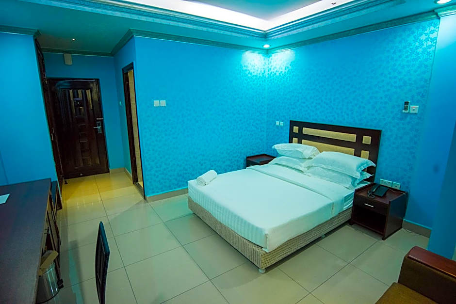 Euro Hotel and Apartments