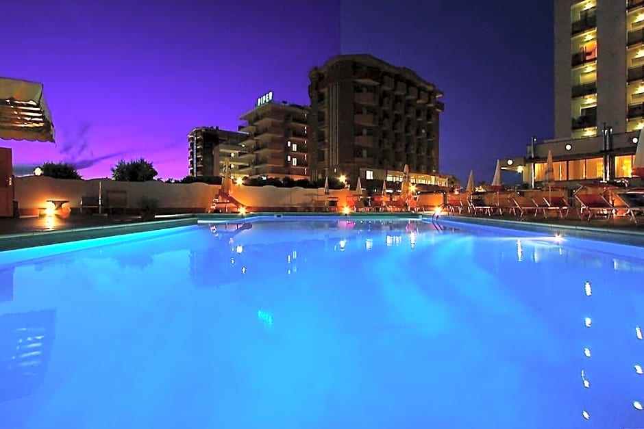 Hotel Avila In