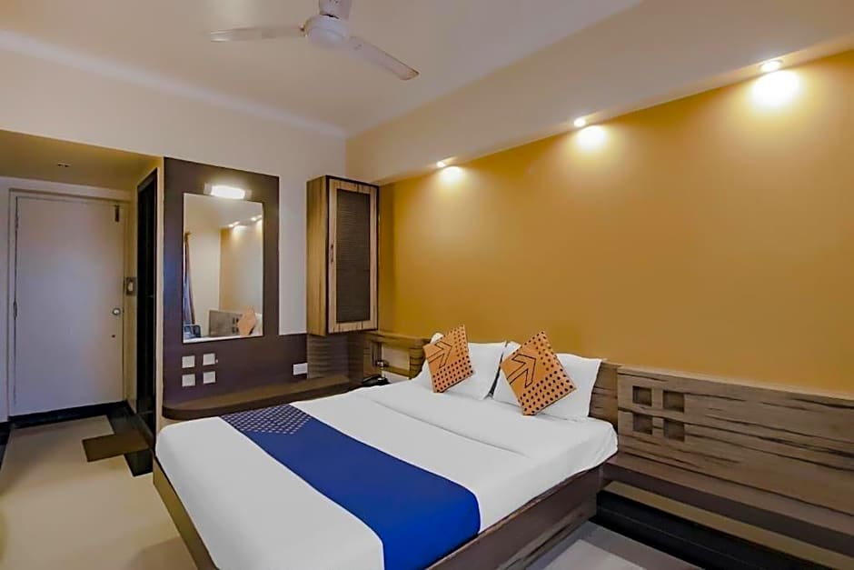 Royal Regency Lodge