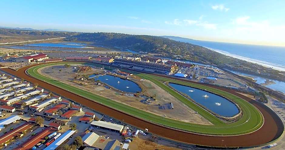 Holiday Inn Express Hotel & Suites Solana Beach-Del Mar By IHG