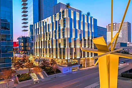 HALL Arts Hotel, Dallas, Autograph Collection