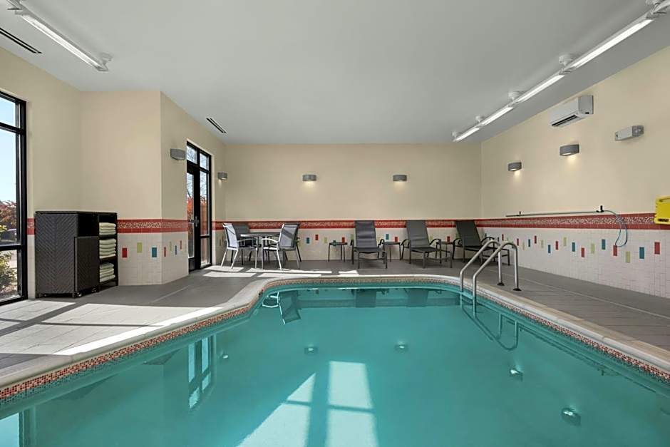 Fairfield Inn & Suites by Marriott Moscow