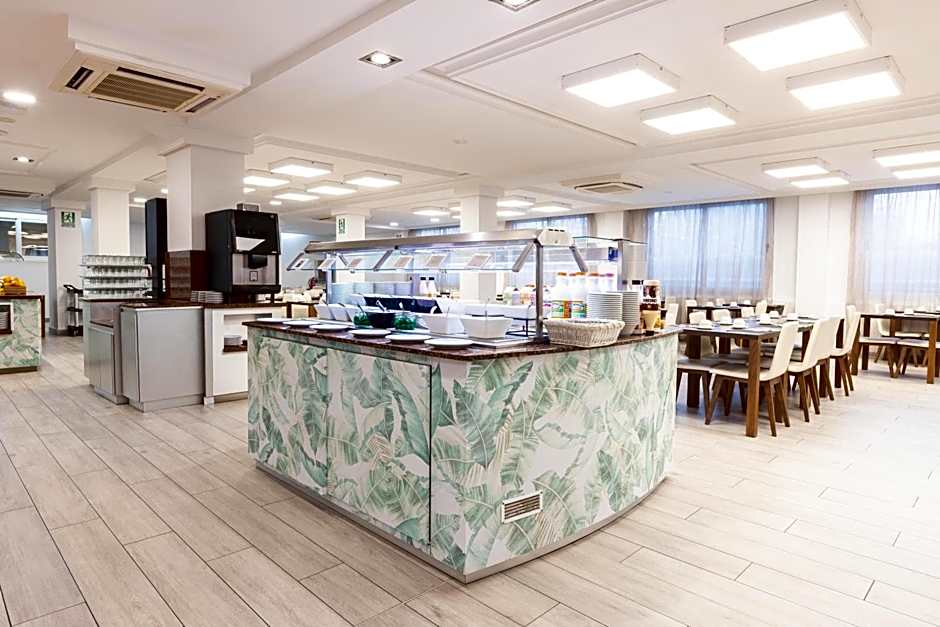 Invisa Hotel Es Pla - Adults Only