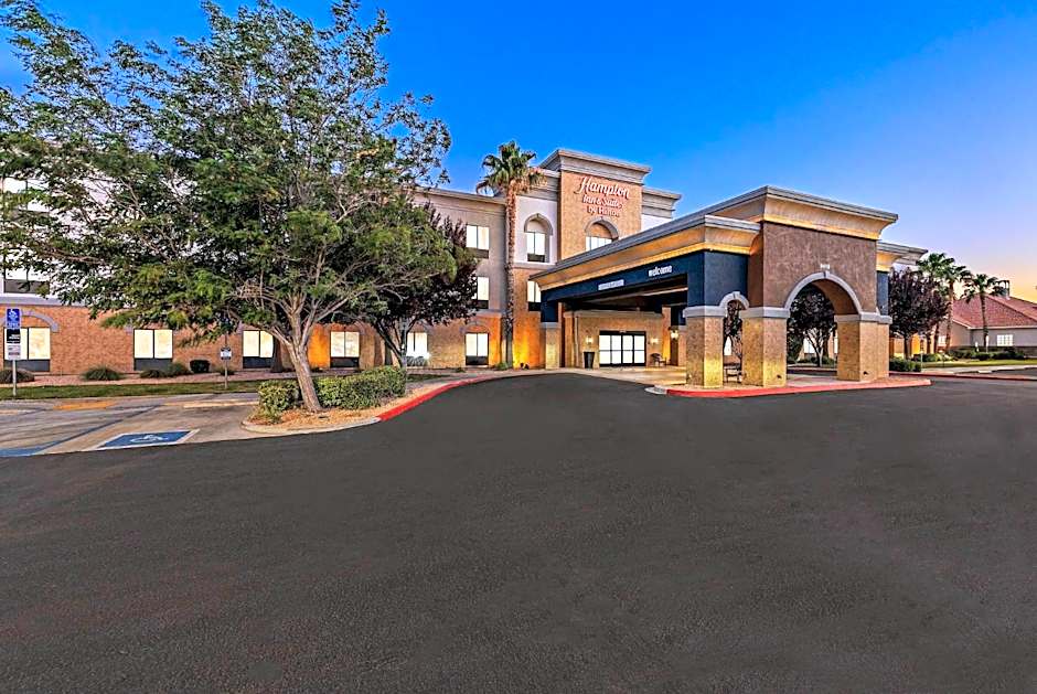 Hampton Inn & Suites Lancaster