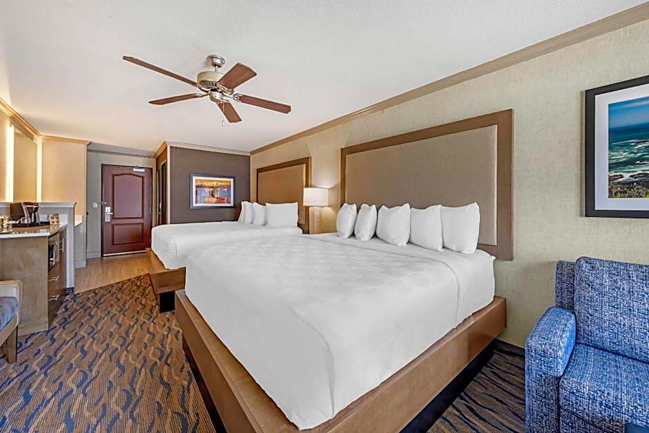 Elizabeth Oceanfront Suites, an Ascend Collection Hotel