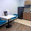 Studio 6 Extended Stay - West Palm Beach, FL