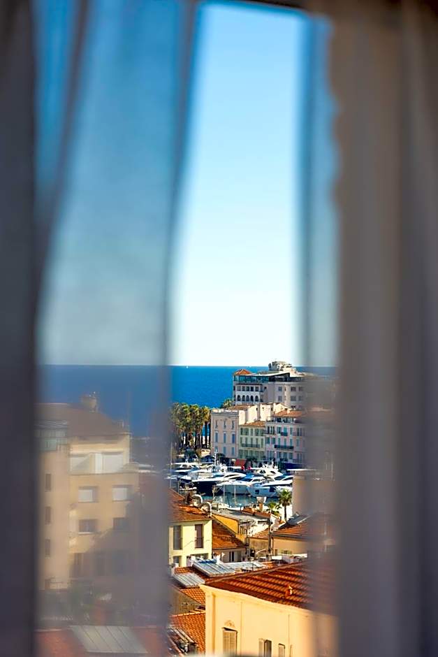 Hotel Renoir