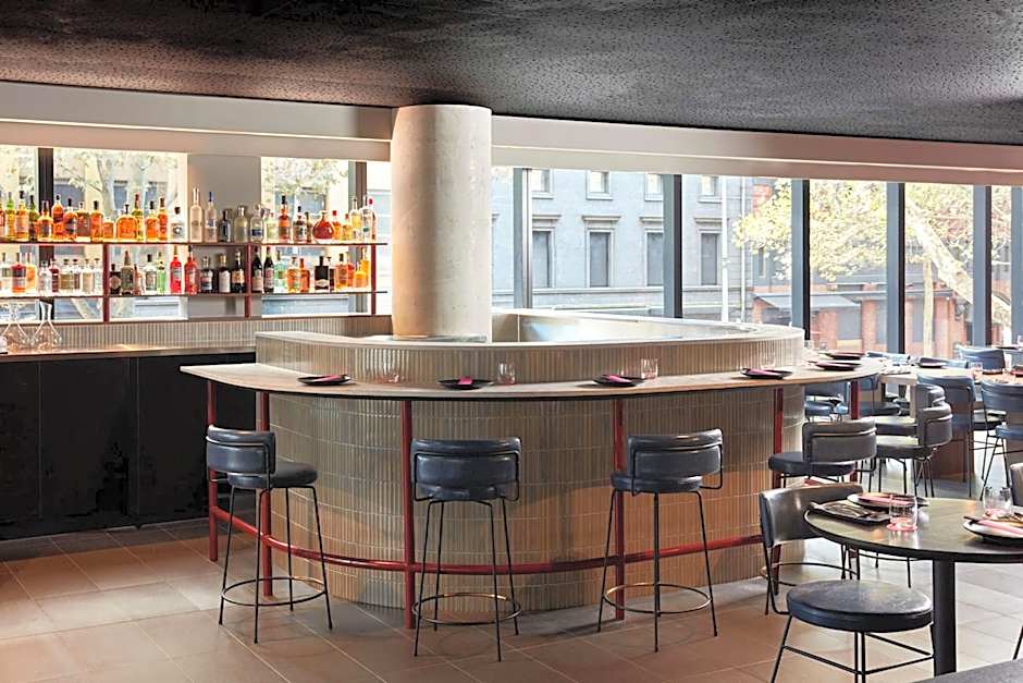 Quincy Hotel Melbourne