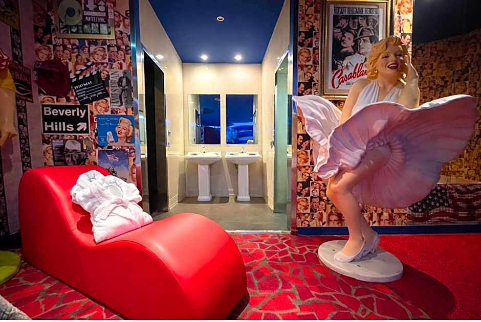V Hotel