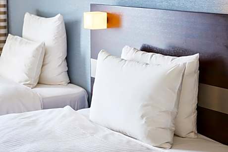 Premium Twin Room - High Floor