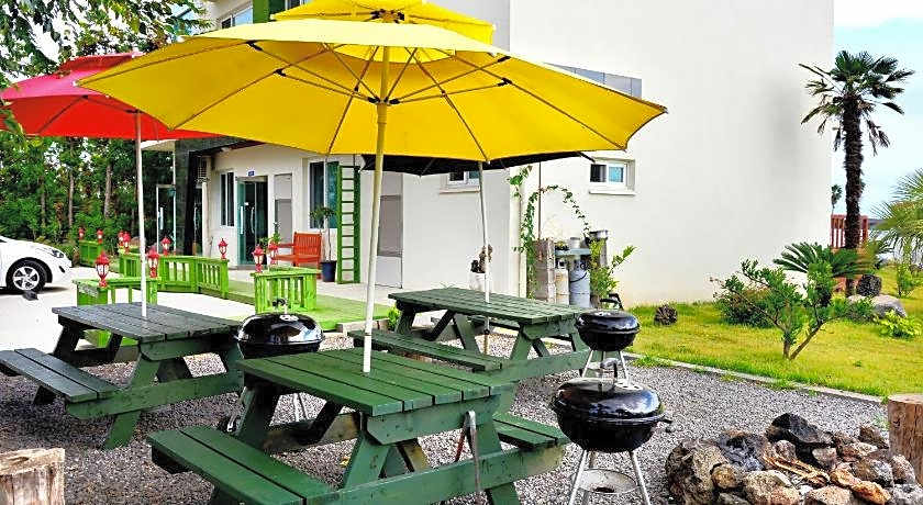 Jeju Bada Wi Olle Pension