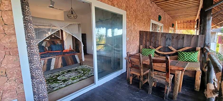 Salama & Mbuyuni Bungalows