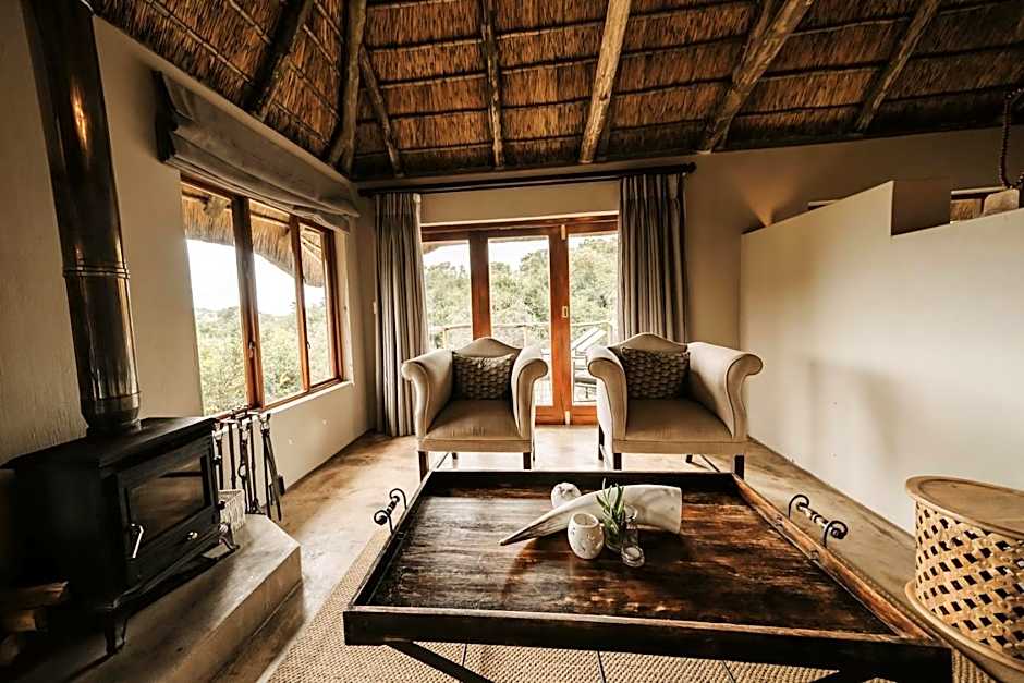 Bukela Game Lodge - Amakhala Game Reserve