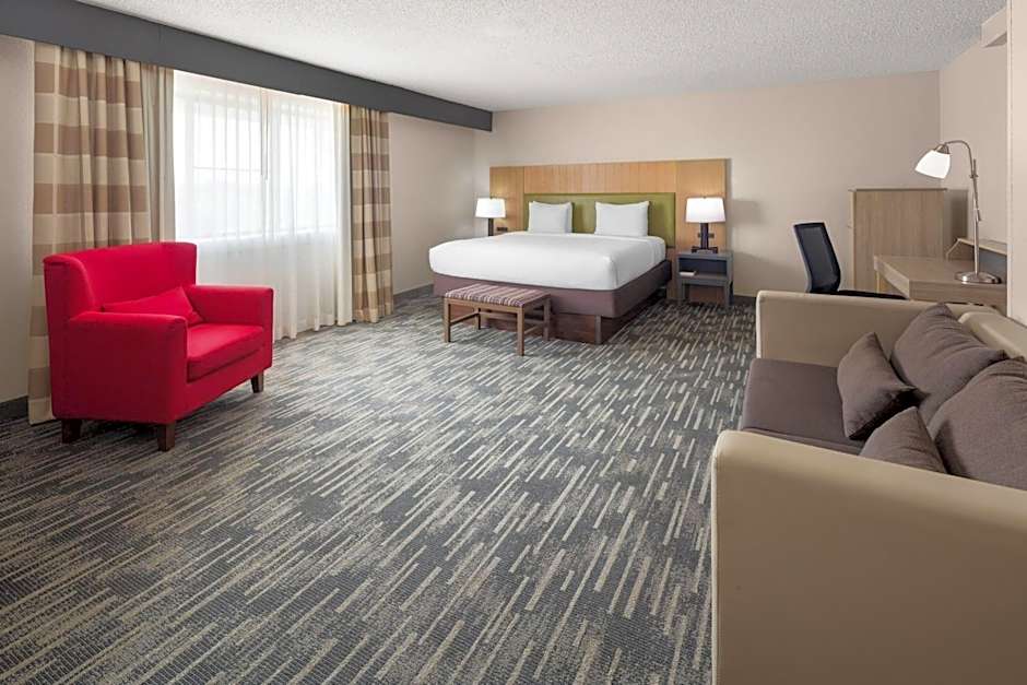 Wingate by Wyndham Lincoln Airport East I-80