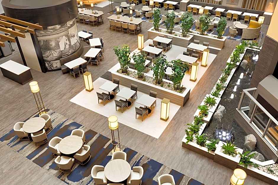 Embassy Suites By Hilton Dallas - Dfw Airport North At Outdoor World