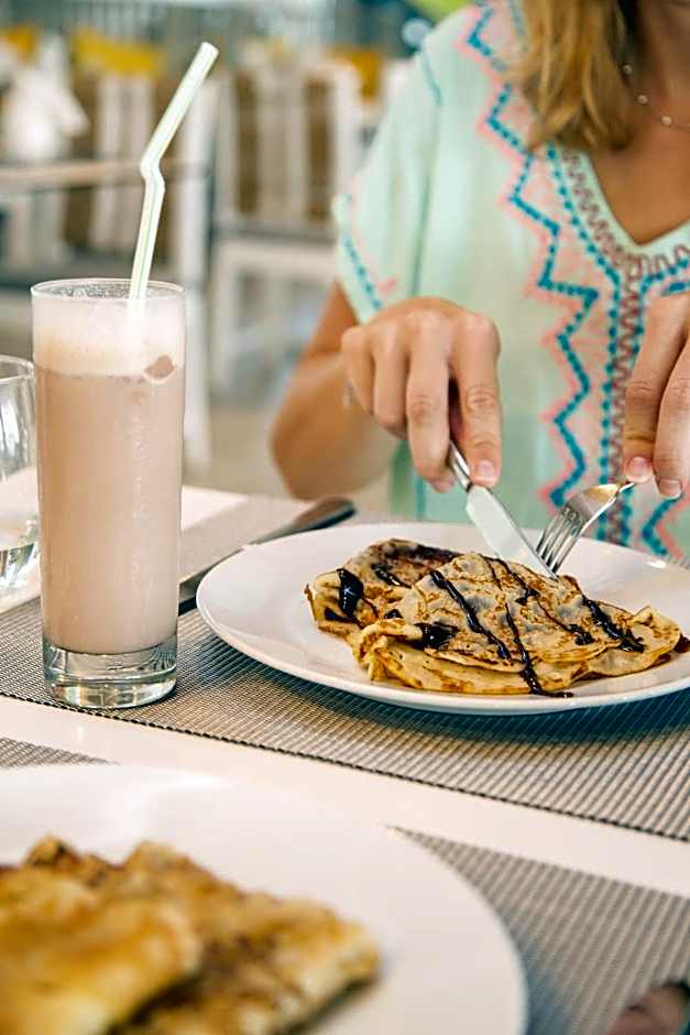 Tropical Attitude - Adults Only