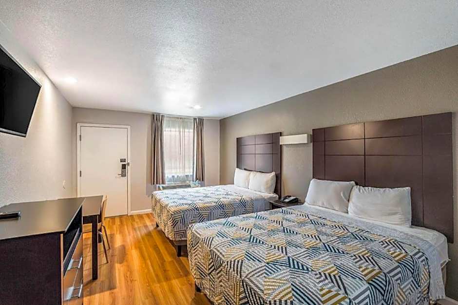 Motel 6 Dallas, TX