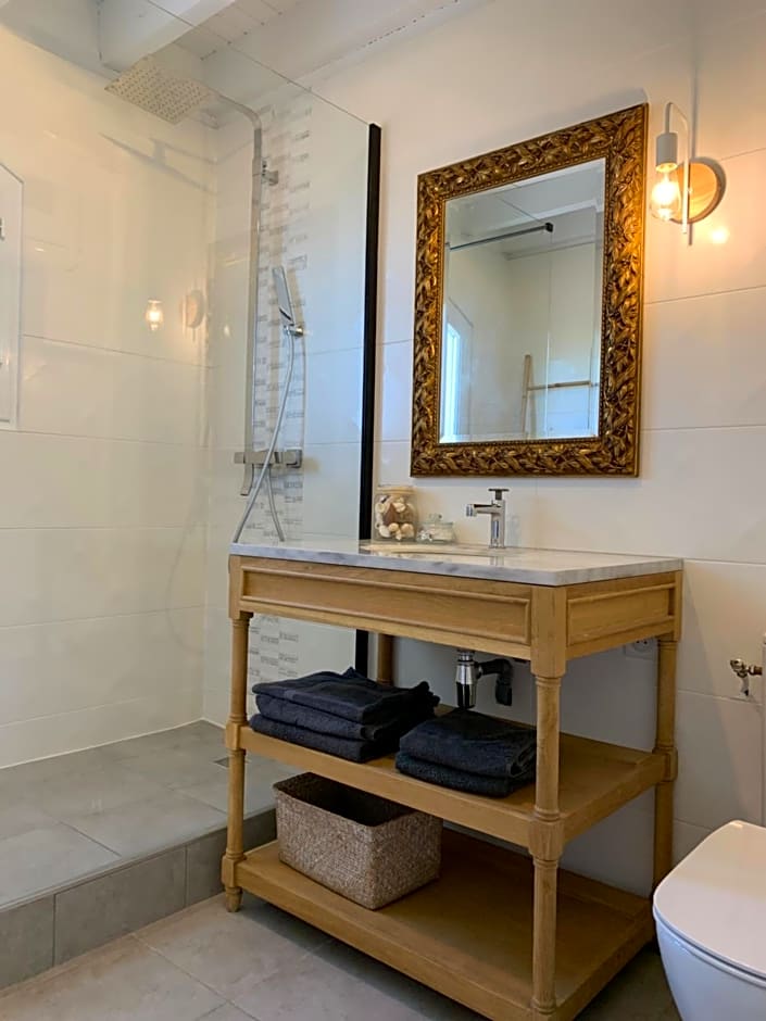 Les Chambres de L'ARESTEL