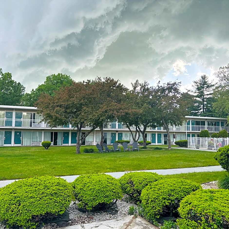 Howard Johnson by Wyndham Albany