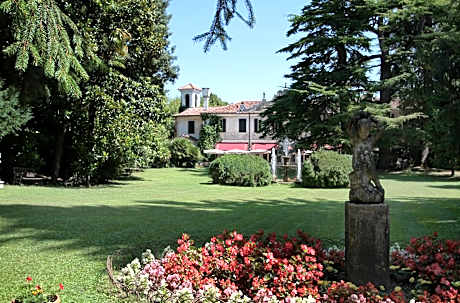 Hotel Villa Luppis